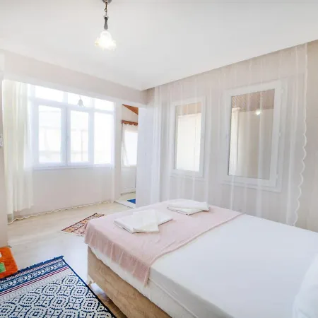 Fethiye'de Ferah Ve Konforlu Фетхие
