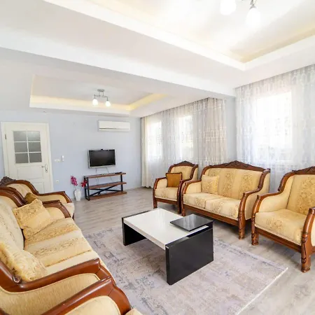 Fethiye'de Ferah Ve Konforlu Апартаменты